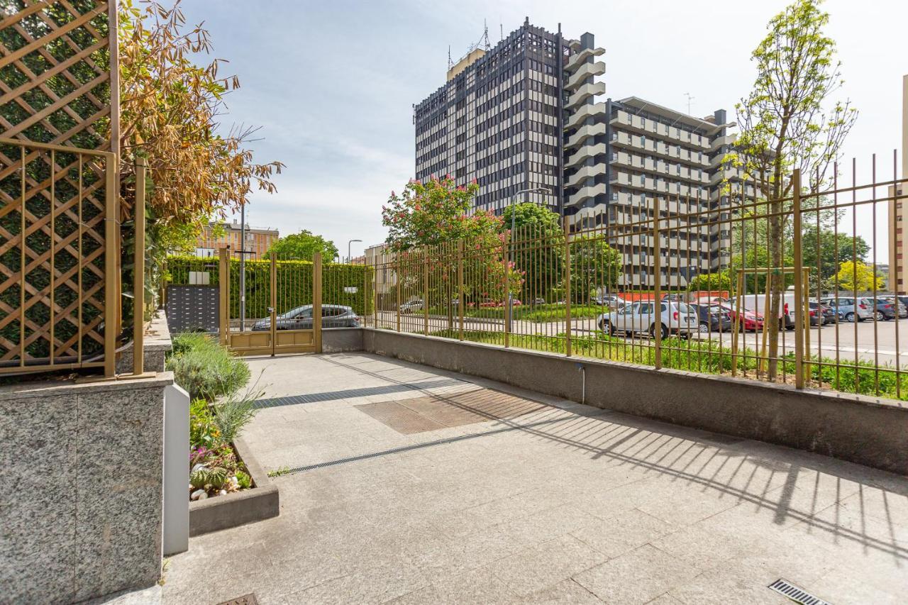 Appartamento Maciachini, Zona Isola Milán Exterior foto